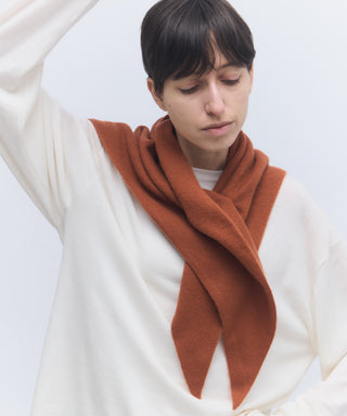 Button triangle scarf