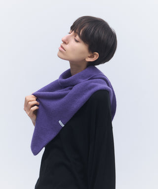 Button triangle scarf