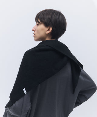 Button triangle scarf
