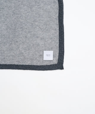 Mesh cashmere stole